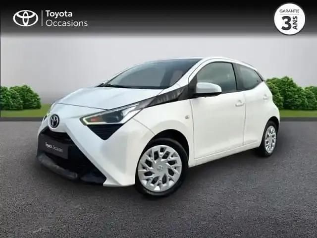 Blanc pur Occasion 2020 Toyota Aygo X-play Citadine | 12 490 € (Prix juste) - Image 1/4