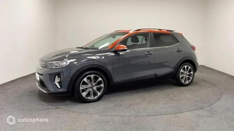 Gris Utilisé 2021 Kia Stonic Launch Edition SUV | 13 499 € (Bon prix) - Image 1/4
