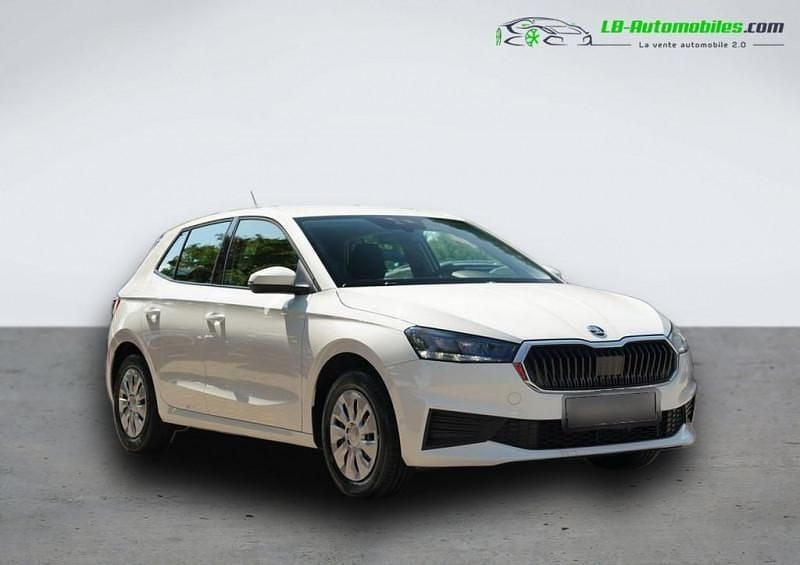 Utilisé 2022 Skoda Fabia Citadine | 17 900 € (Prix juste) - Image 1/4