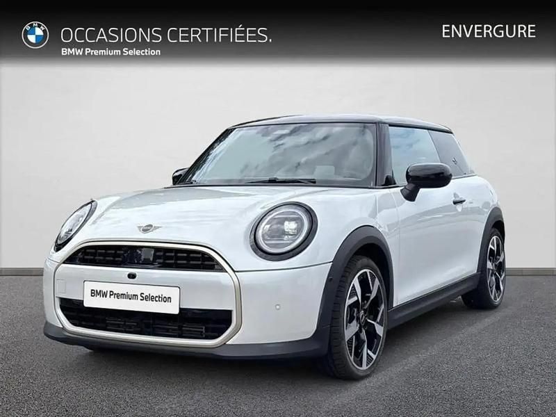 Blanc Utilisé 2024 Mini Cooper Favoured Citadine | 31 950 € (Prix cher) - Image 1/4