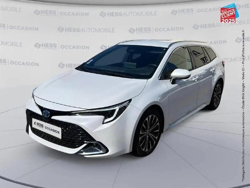 Blanc Utilisé 2024 Toyota Corolla Design Break | 27 999 € (Prix juste) - Image 1/4