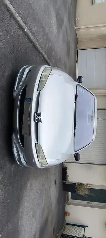 Gris Occasion 2002 Peugeot 406 Coupe Sport Coupé | 1 850 € - Image 1/4