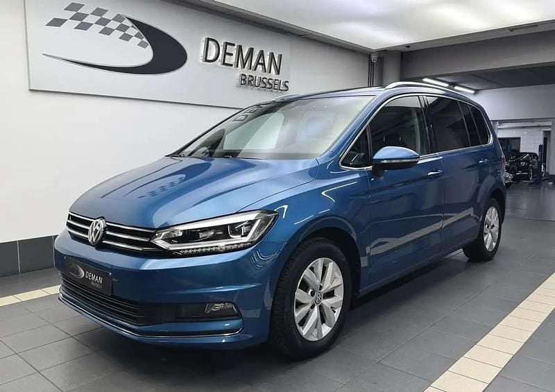Bleu Occasion 2020 VW Touran Highline Monospace | 28 600 € (Prix juste) - Image 1/4