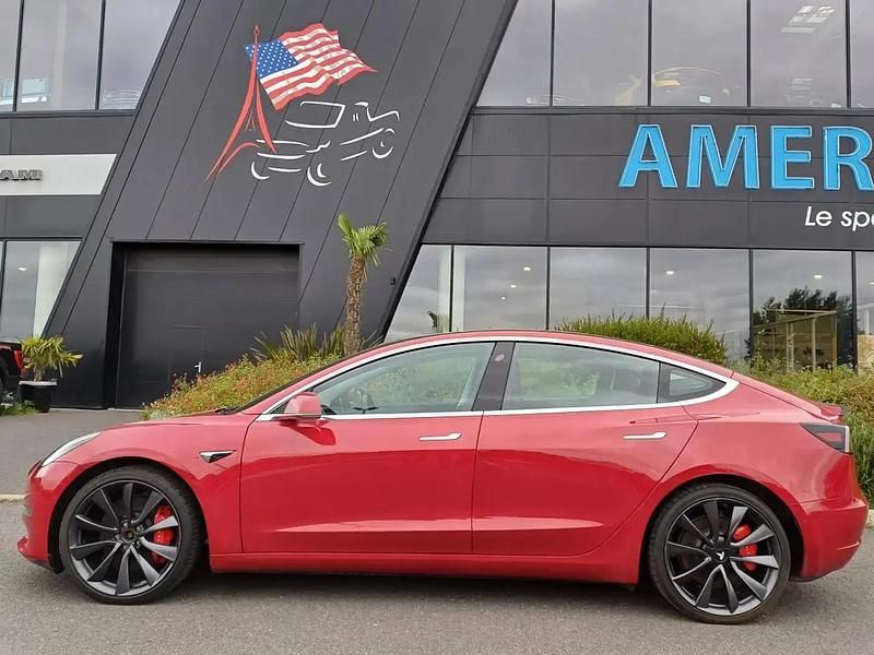 Occasion Tesla Model 3 Performance 355 kW (483 ch) 2019 Rouge Berline