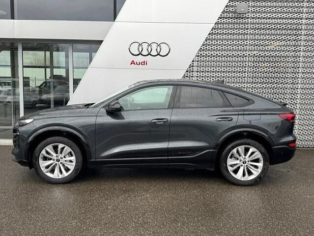 Occasion Audi Q6 Sportback e-tron Design 225 kW (306 ch) 2025 Gris manhattan métallisé SUV
