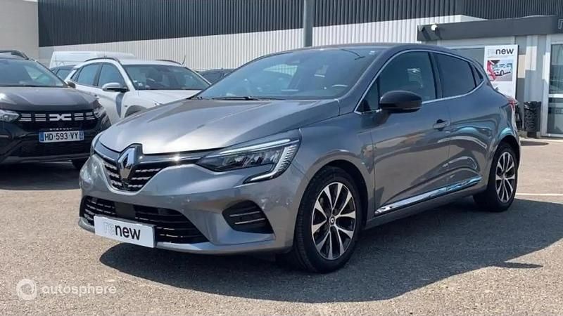 Utilisé 2023 Renault Clio V Techno Berline | 16 799 € (Prix juste) - Image 1/4