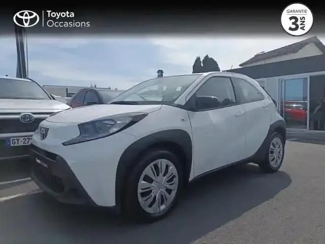Blanc Utilisé 2023 Toyota Aygo X SUV | 13 980 € - Image 1/4