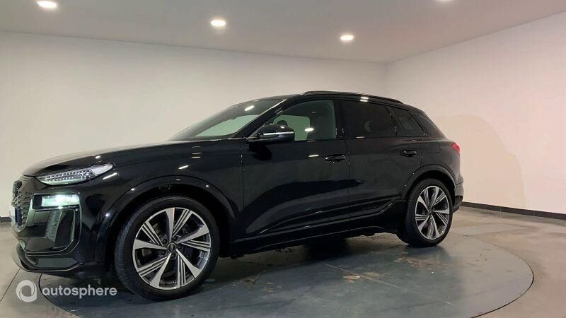 Noir mythe métallisé Utilisé 2024 Audi SQ6 e-tron Sport SUV | 101 490 € (Prix cher) - Image 1/4