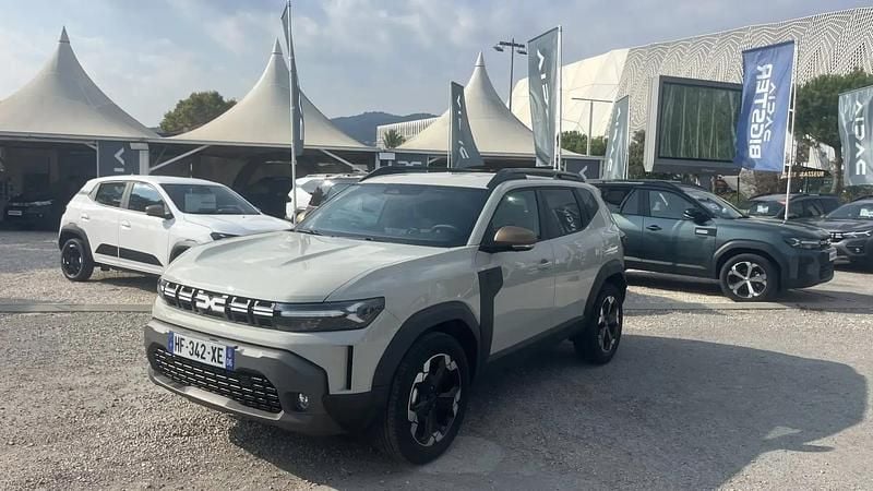 Beige Nouvelle 2025 Dacia Duster Extreme SUV | 26 899 € - Image 1/3