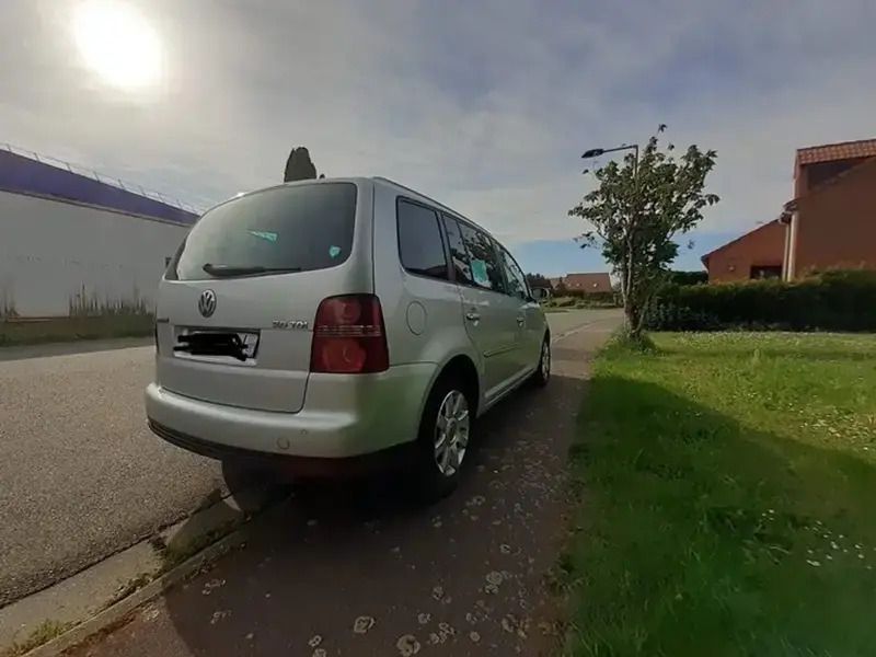 Image 2/4