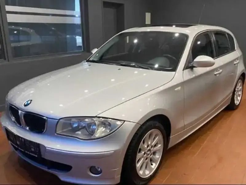 Argent Utilisé 2005 BMW 116 Citadine | 5 900 € - Image 1/4