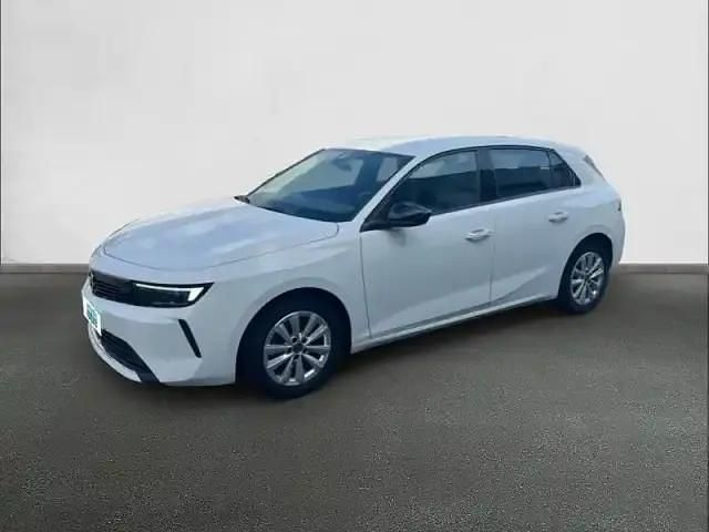 Blanc Utilisé 2023 Opel Astra Edition Berline | 18 990 € (Prix assez cher) - Image 1/4