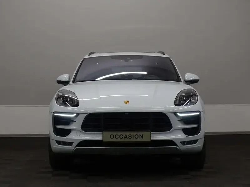 Image 2/4