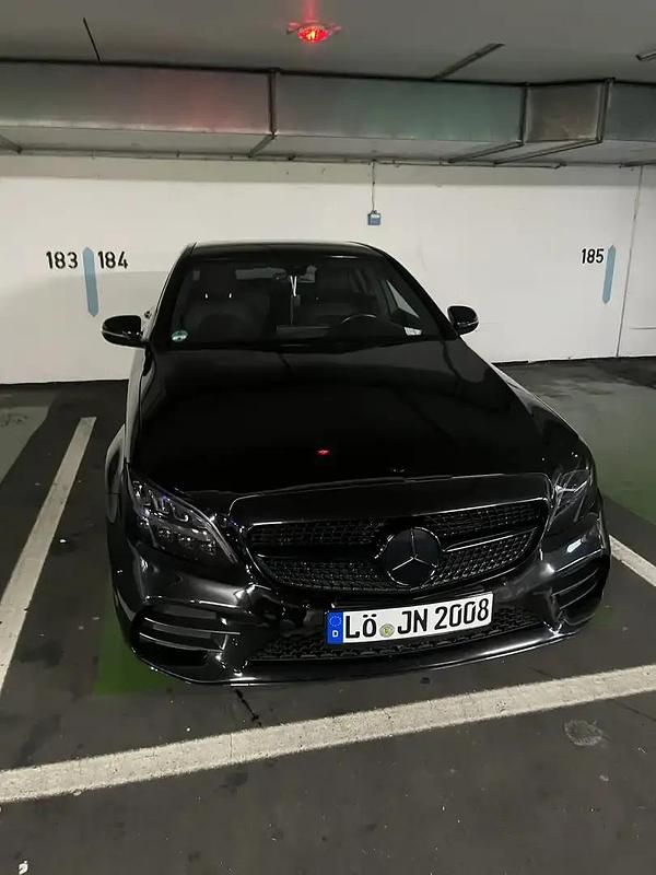 Utilisé 2019 Mercedes C180 AMG line Berline | 20 500 € (Prix cher) - Image 1/2