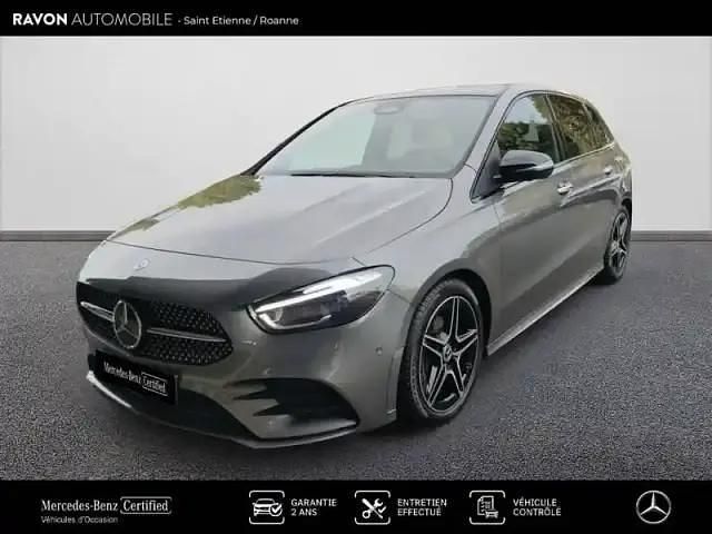Mountaingrau met. Utilisé 2023 Mercedes B200 Monospace | 33 990 € (Prix juste) - Image 1/4