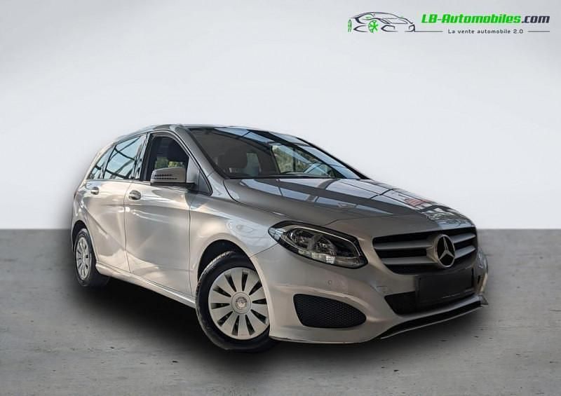 Utilisé 2015 Mercedes B180 Monospace | 19 900 € (Prix assez cher) - Image 1/4