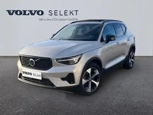 Argent magnétique métallisé Occasion 2025 Volvo XC40 Ultra SUV | 40 899 € (Prix juste) - Image 1/4