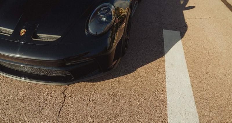 Image 3/4