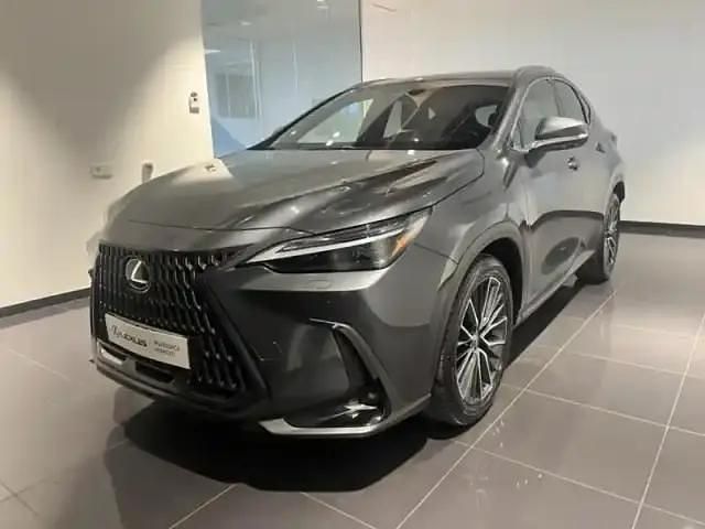 Gris Occasion 2023 Lexus NX450h+ Executive Line SUV | 51 990 € (Prix juste) - Image 1/4