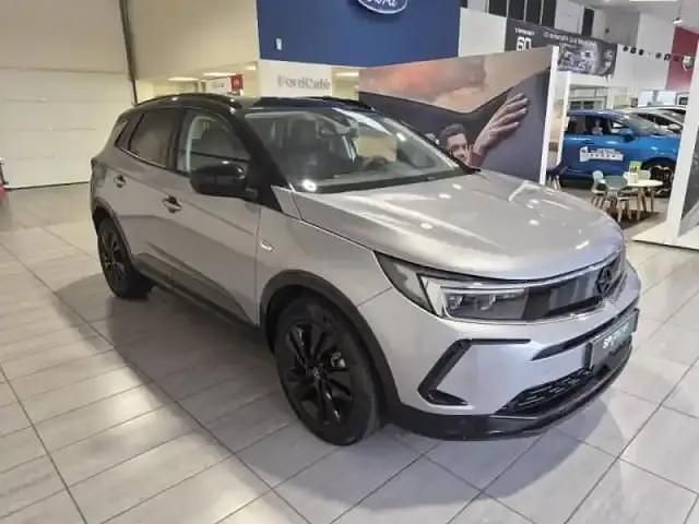 Occasion Opel Grandland X 130 ch (95 kW) 2024 Gris kontrast mã©tallisã© SUV