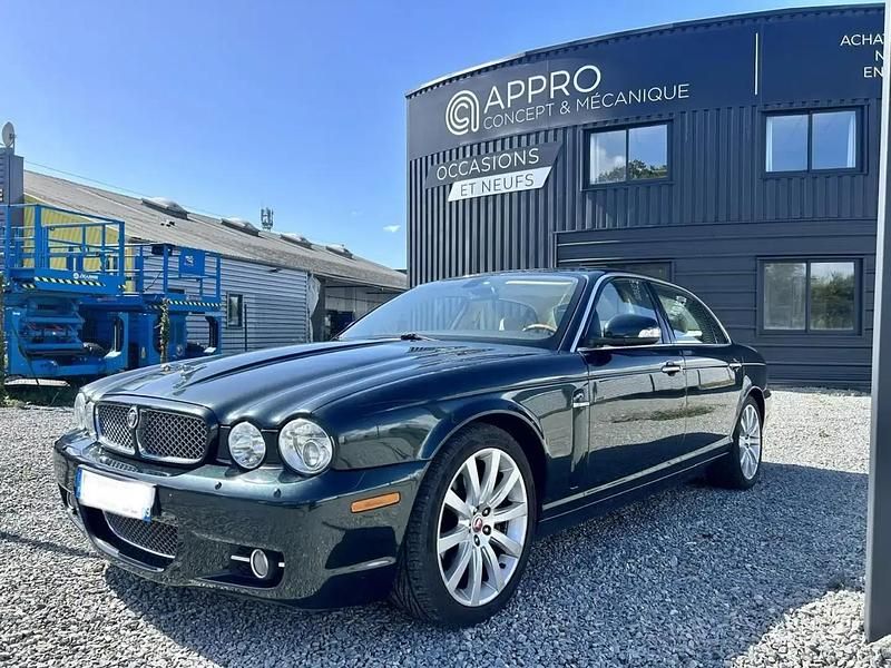 Vert Utilisé 2009 Jaguar XJ6 Sovereign Berline | 13 490 € - Image 1/4