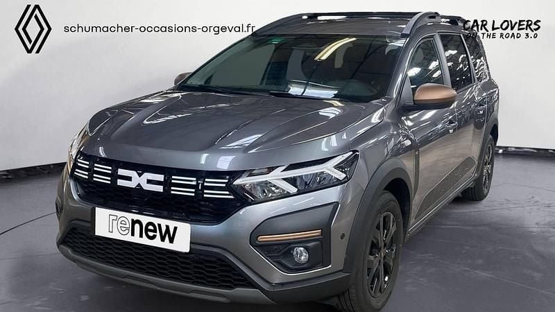 Gris Utilisé 2025 Dacia Jogger Coupé | 22 480 € - Image 1/3
