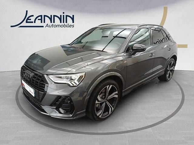 Gris daytona nacré Utilisé 2023 Audi Q3 S-Line SUV | 38 900 € - Image 1/4