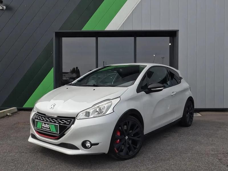 Blanc Utilisé 2015 Peugeot 208 GTi Citadine | 15 490 € - Image 1/4