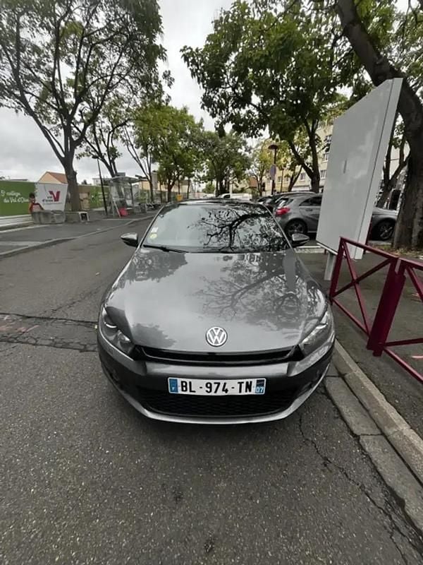 Gris Utilisé 2011 VW Scirocco Coupé | 8 500 € (Prix assez cher) - Image 1/4