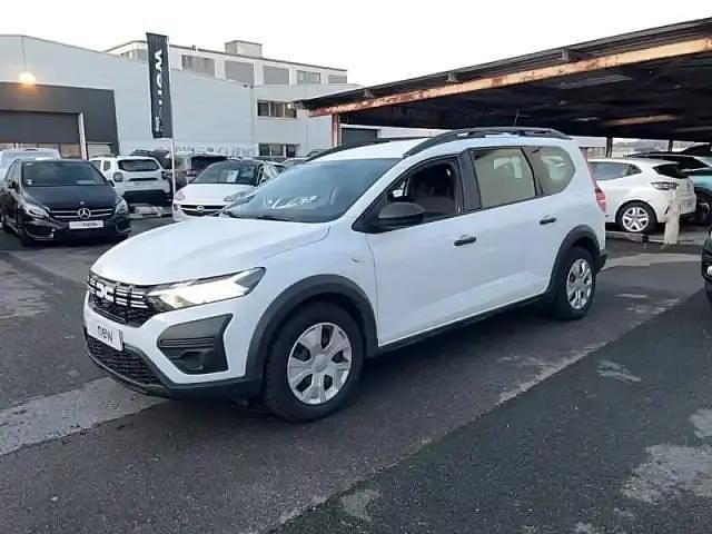 Blanc Occasion 2023 Dacia Jogger Essentiel Monospace | 15 990 € (Prix juste) - Image 1/4