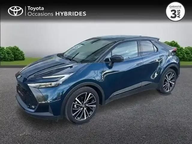 Bleu persan métallisé biton Occasion 2024 Toyota C-HR SUV | 30 980 € (Prix juste) - Image 1/4