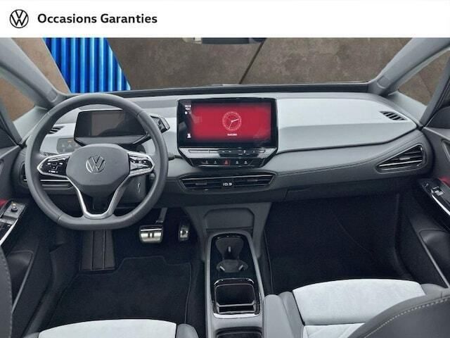 Image 3/4
