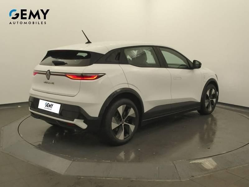 Occasion Renault Megane E-Tech Equilibre 130 kW (177 ch) 2022 Blanc Berline