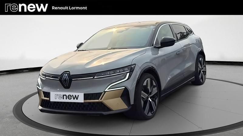 Gris Utilisé 2023 Renault Mégane Iconic Berline | 22 790 € (Bon prix) - Image 1/4