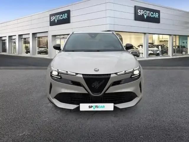 Occasion Alfa Romeo Junior Premium 2025 Ivoire scala métallisée SUV