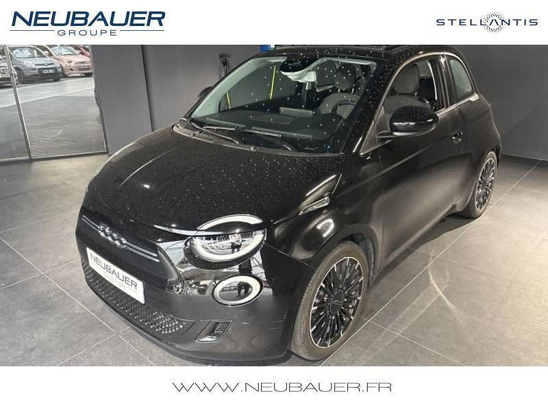 Onyx black pastel Utilisé 2022 Fiat 500e Berline | 17 970 € (Prix juste) - Image 1/4