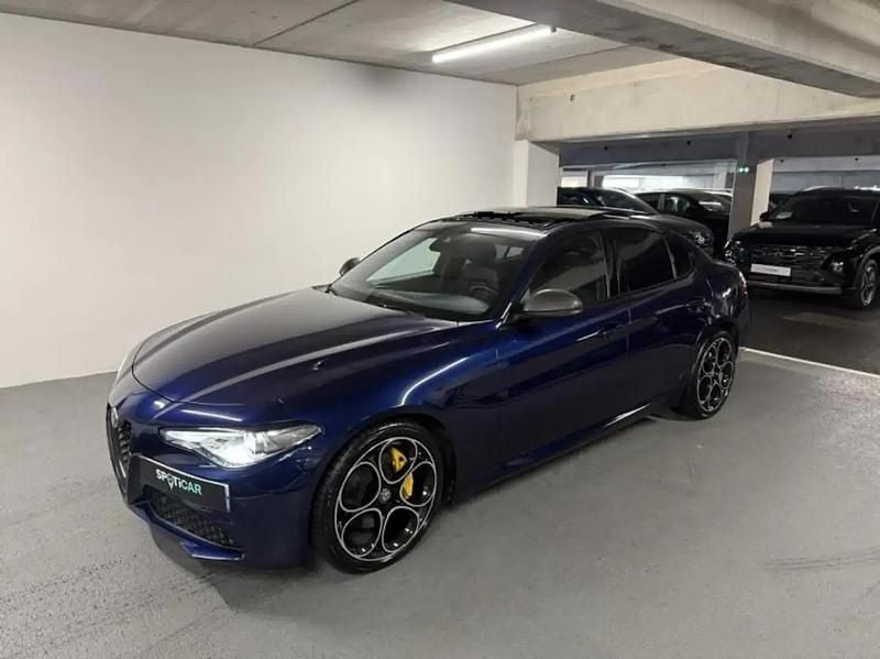 Bleu Utilisé 2020 Alfa Romeo Giulia Sprint Sprint Coupé | 28 990 € - Image 1/4