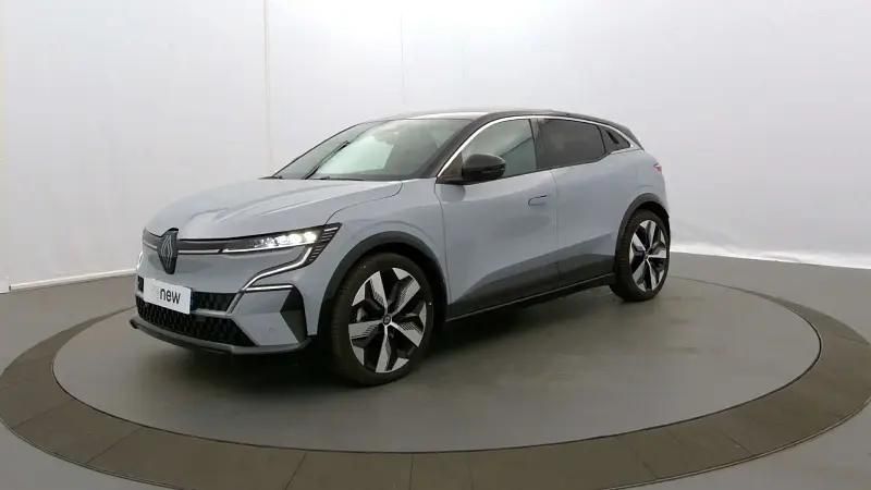 Gris Utilisé 2023 Renault Mégane Techno Berline | 30 690 € (Prix assez cher) - Image 1/4