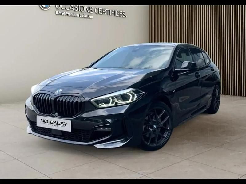 Noir Utilisé 2022 BMW 118 M Sport Citadine | 29 640 € (Prix cher) - Image 1/4