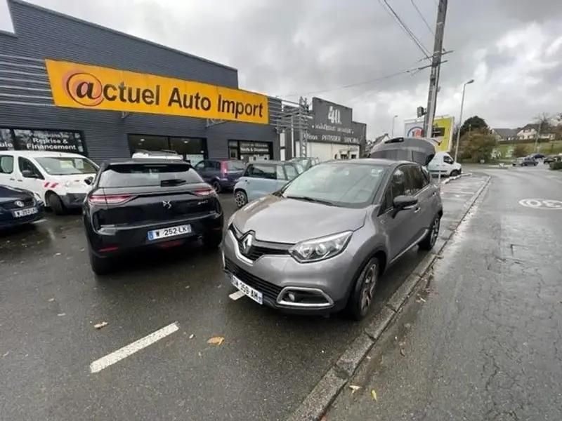 Gris Utilisé 2015 Renault Captur SUV | 12 900 € (Prix assez cher) - Image 1/2