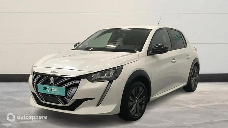 Utilisé 2021 Peugeot e-208 Allure Citadine | 14 999 € - Image 1/4