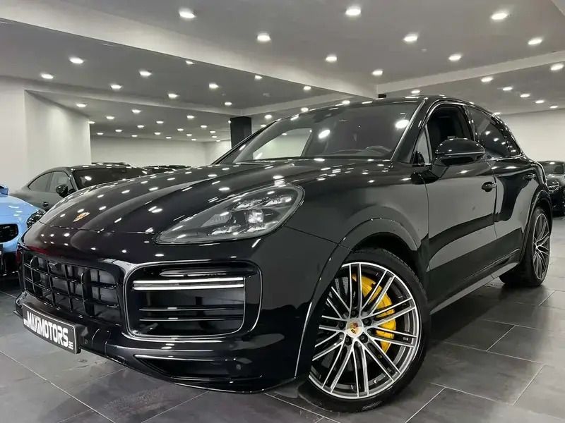 Noir Utilisé 2019 Porsche Cayenne Turbo S SUV | 94 990 € - Image 1/4