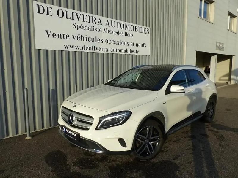Blanc Occasion 2016 Mercedes GLA250 Edition SUV | 23 990 € - Image 1/4