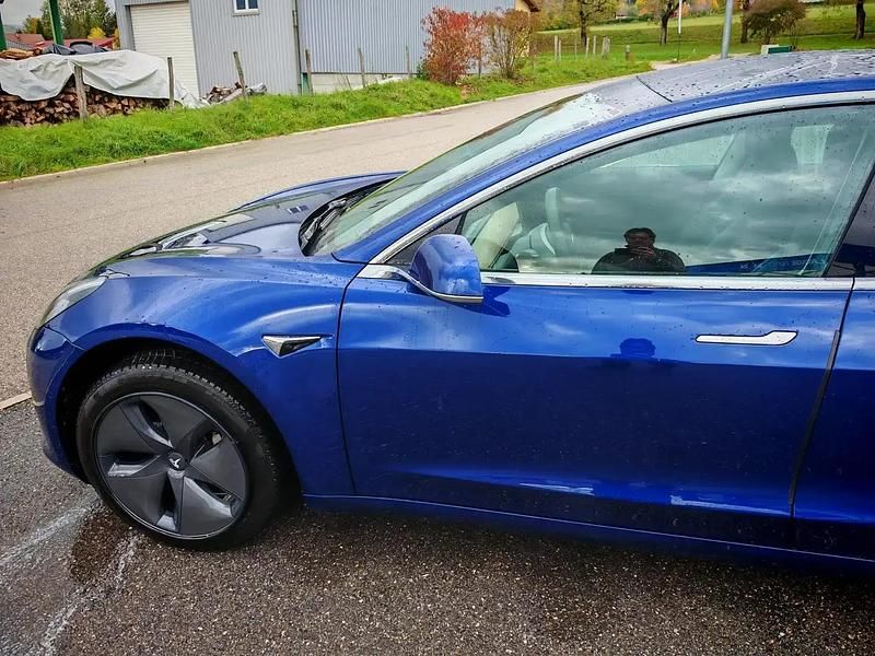Occasion Tesla Model 3 225 kW (306 ch) 2019 Berline
