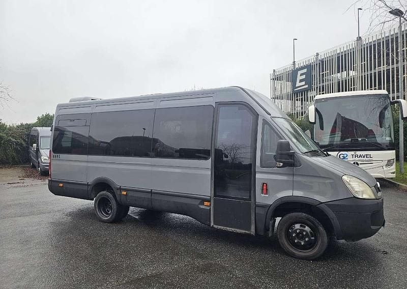 Occasion Iveco Daily 120 ch (88 kW) 2010 Gris Berline