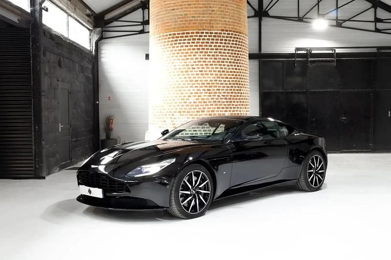 Noir Utilisé 2017 Aston Martin DB11 Coupé | 129 990 € - Image 1/4