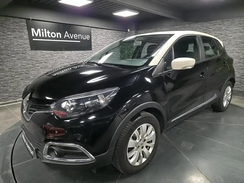 Noir Utilisé 2014 Renault Captur Zen SUV | 9 990 € (Prix juste) - Image 1/4