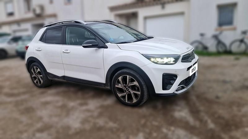 Occasion Kia Stonic GT-Line 120 ch (88 kW) 2023 Blanc SUV