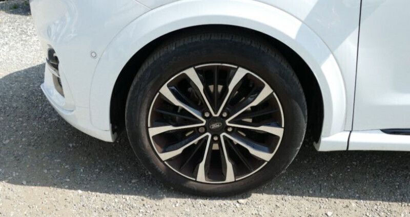 Image 2/4