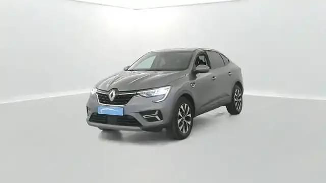 Gris Utilisé 2023 Renault Arkana Evolution SUV | 20 990 € (Prix juste) - Image 1/4